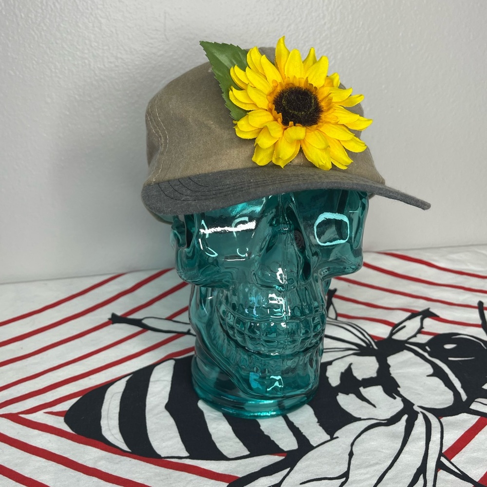 Vintage TownTalk Sunflower Brown Cap Adjustable Size